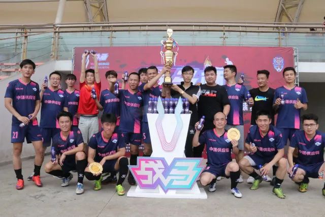 哈利伯顿24分字母利拉德缺阵 步行者擒雄鹿3-1
